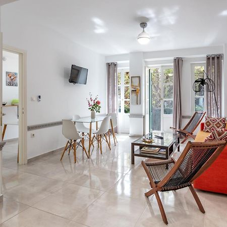 Psiri Gem From In Vivo Apartments- Spacious 1St Floor Apartment With Balcony In Athens' Historic Center Экстерьер фото