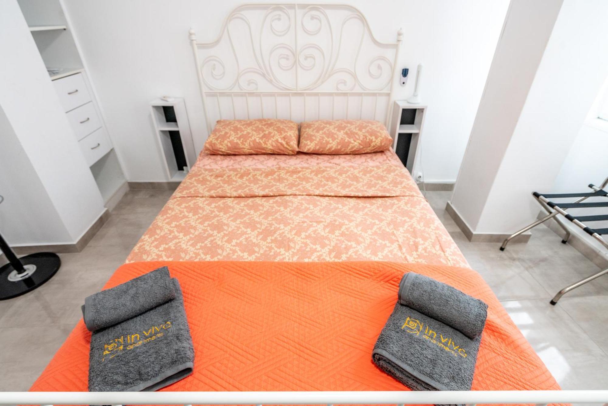 Psiri Gem From In Vivo Apartments- Spacious 1St Floor Apartment With Balcony In Athens' Historic Center Экстерьер фото